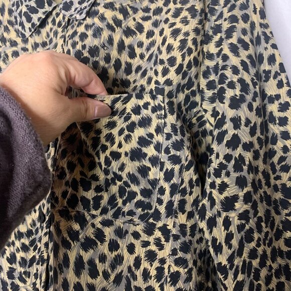 Vintage Silk Icon Collection Leopard Print Silk Button Down Shirt Women’s Large - Picture 5 of 11